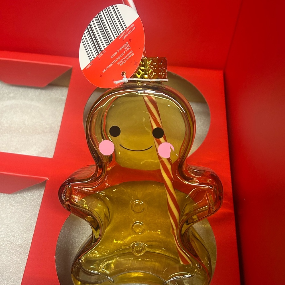 Viral Aldi Gingerbread Man Glass sipper with Straw - ships next day!